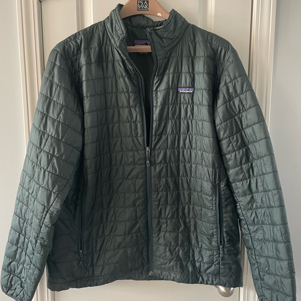 Patagonia Men's Forest Green nano puff Jacket